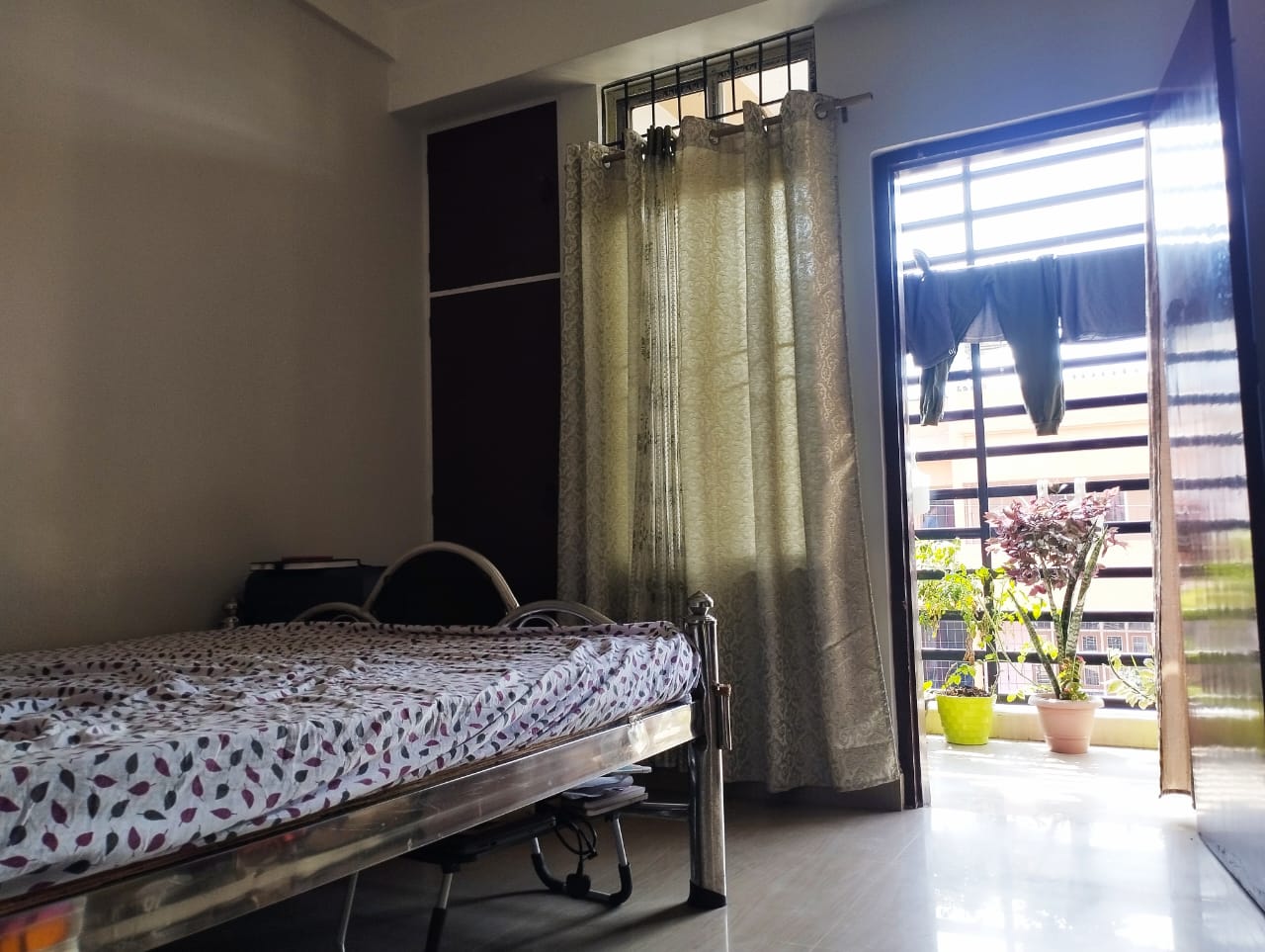 Unfurnished 2bhk in Laxmi Nath Bezbaruah Path, Hatigaon, Guwahati, Assam, India for Rent